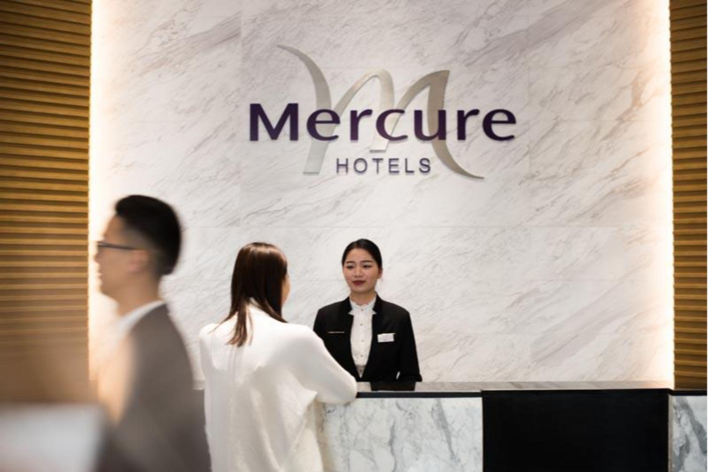 Mercure Shanghai Hongqiao Railway Station Exterior photo